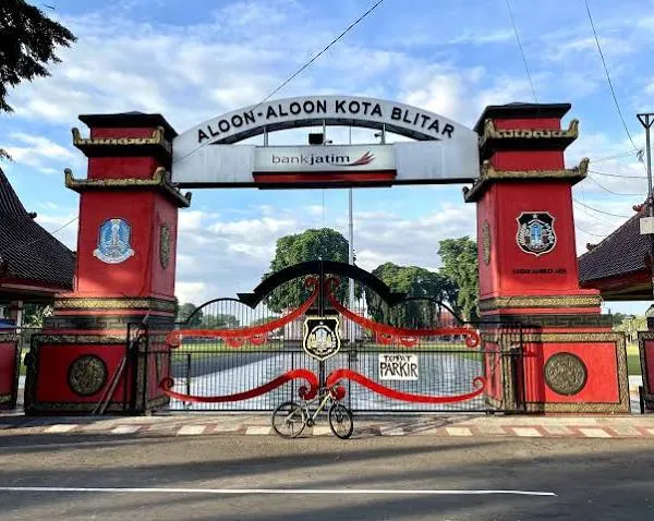 Pemandangan kota Blitar